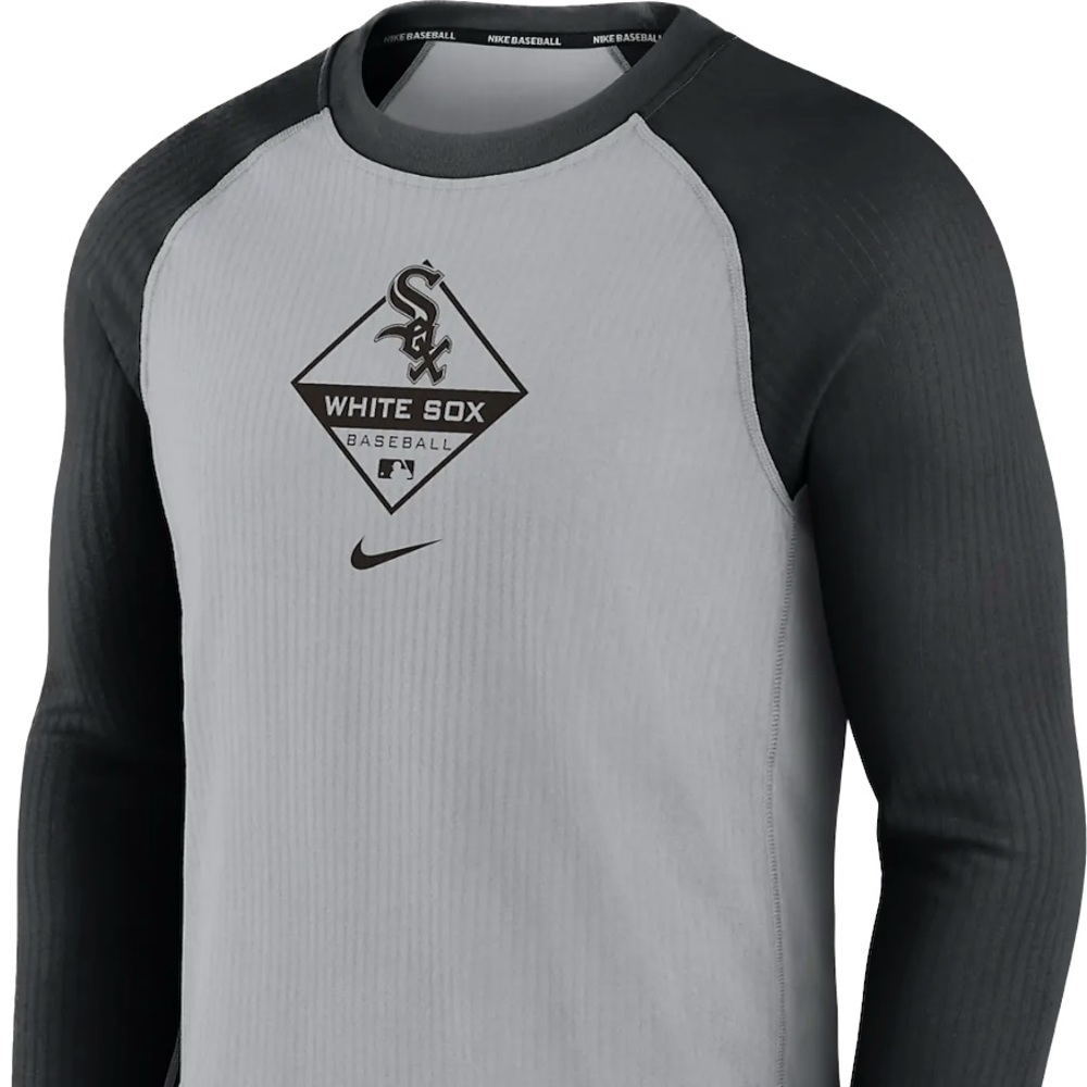 Nike Dri-FIT — MLB Chicago White Sox
Men's Long-Sleeve T-Shirt